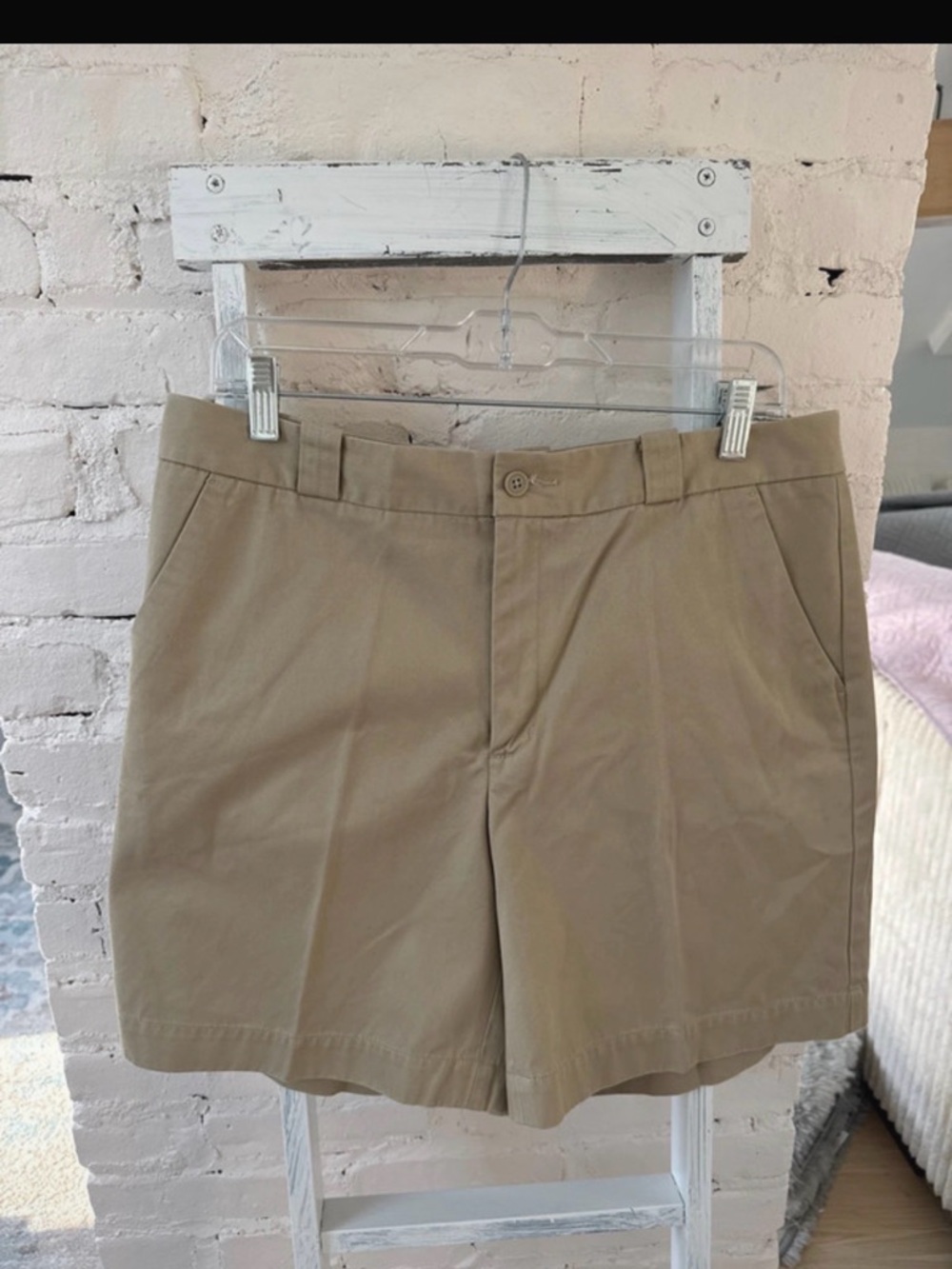 GAP Women’s  Tan Flat-Front Shorts Size 12 Cotton preppy basic summer staple